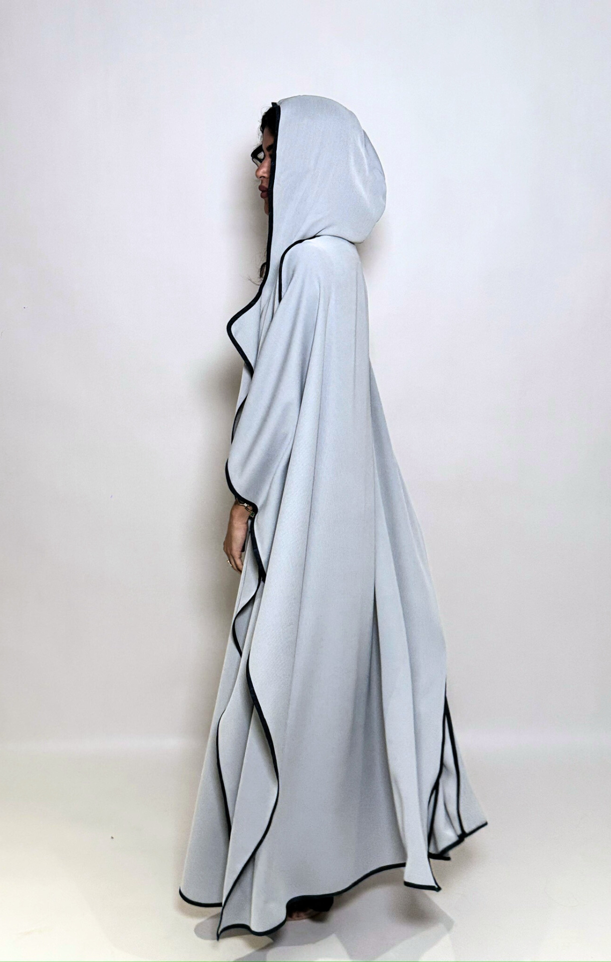 Elara Cape